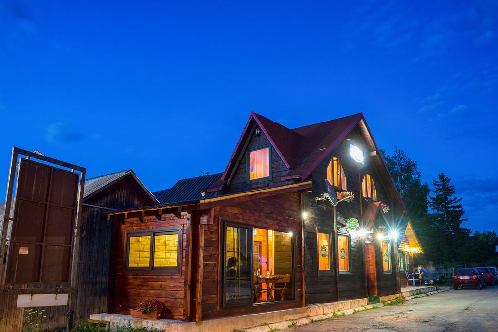 Apartmani Restoran Durmitor Žabljak Esterno foto