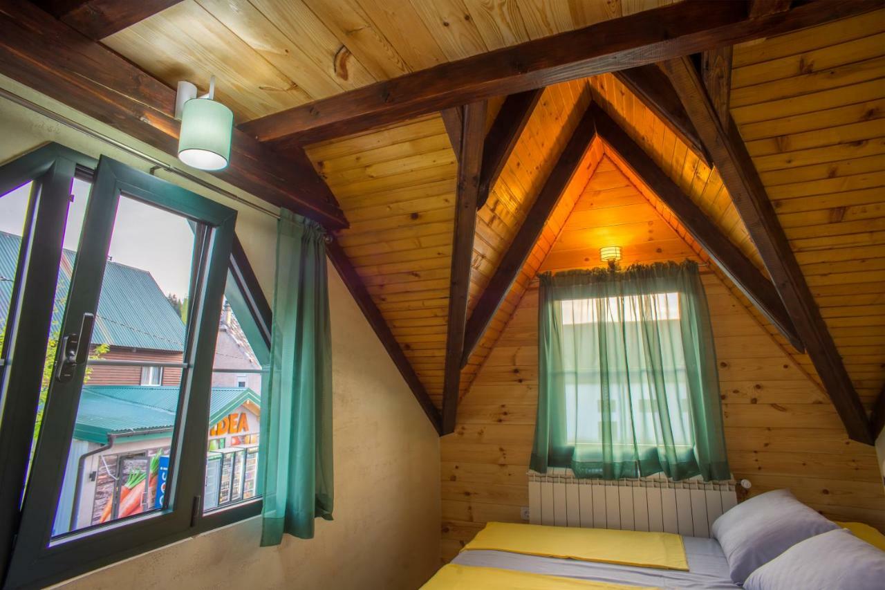 Apartmani Restoran Durmitor Žabljak Esterno foto