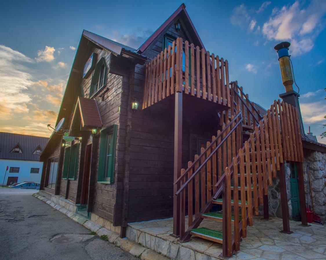Apartmani Restoran Durmitor Žabljak Esterno foto